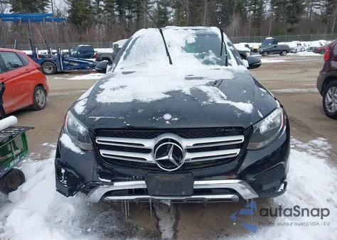 2017 Mercedes-Benz Glc 300 4Matic z USA, uszkodzony, nr VIN WDC0G4KB2HF139745